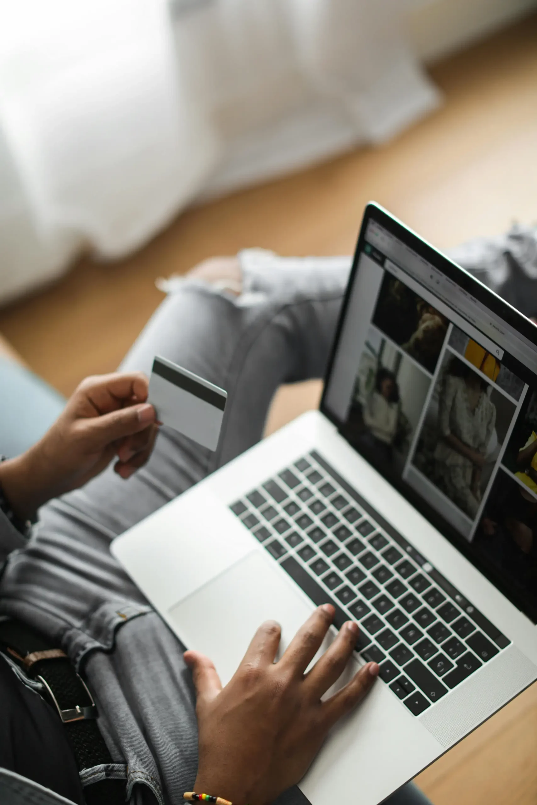 Returns and refund specialist processing e-commerce returns and coordinating with warehouses