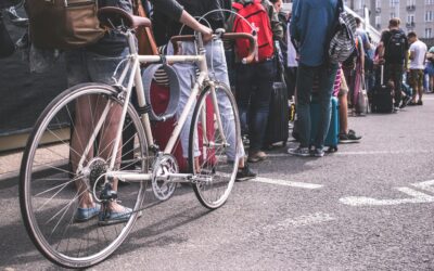 US economy sheds 92K jobs as unemployment rises