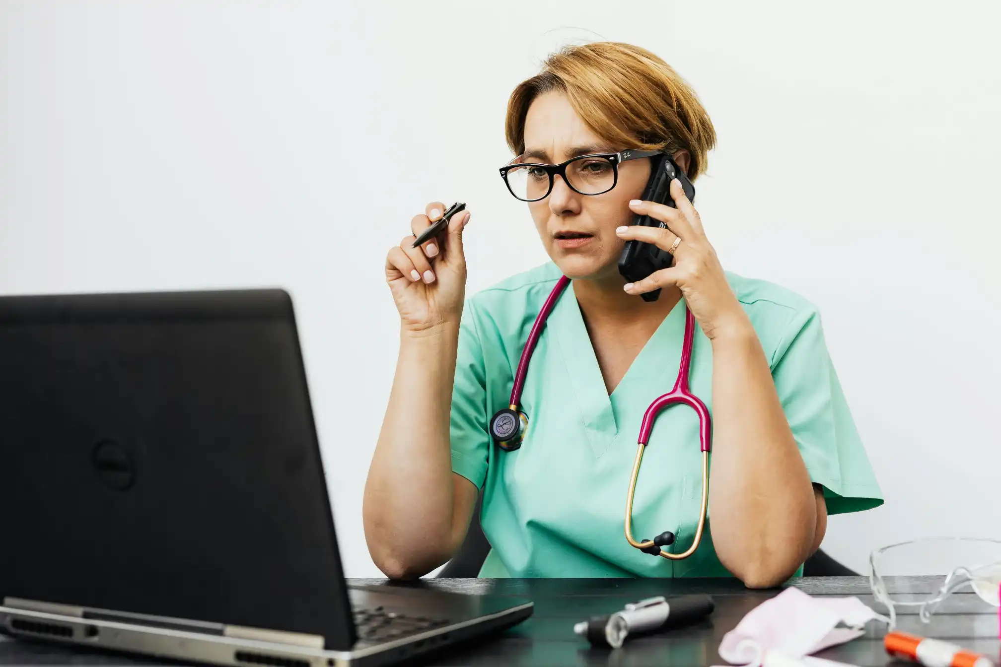 Lead Generation Specialist researching pharmaceutical prospects