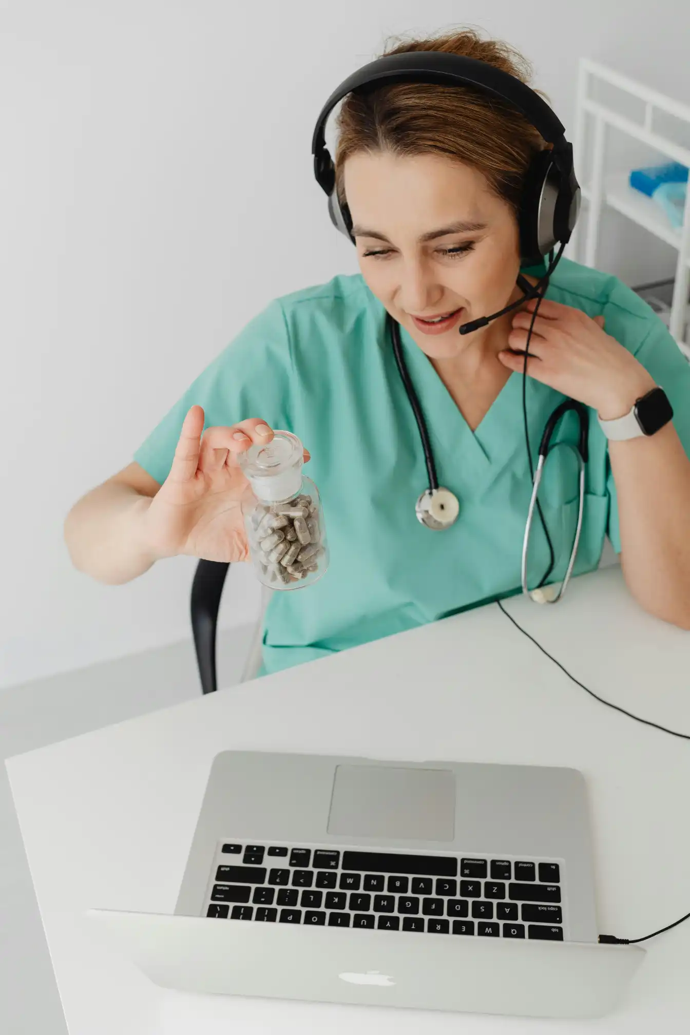 Digital Marketer optimizing pharmaceutical campaigns