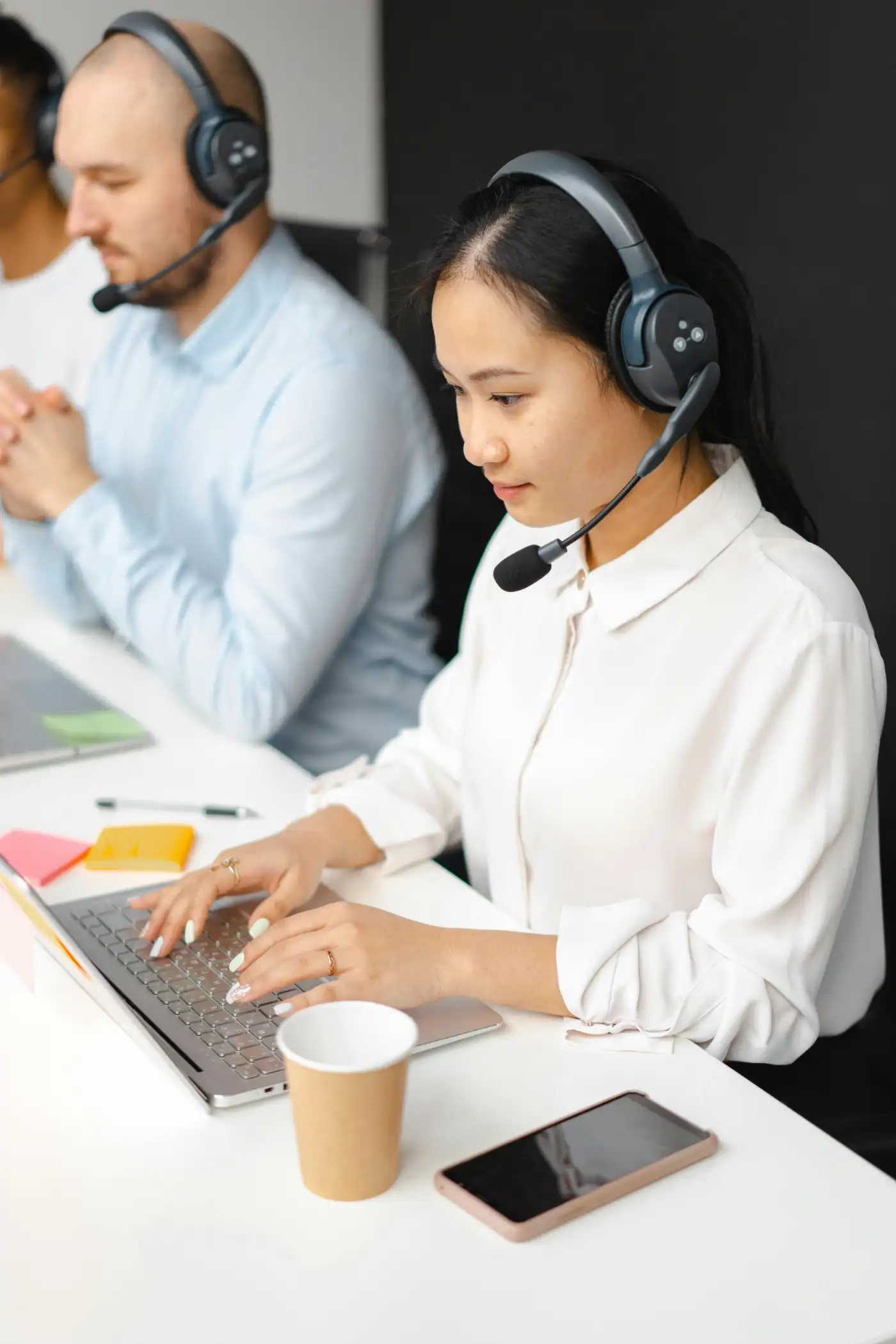 Healthcare IT support specialist resolving system issues and managing medical software