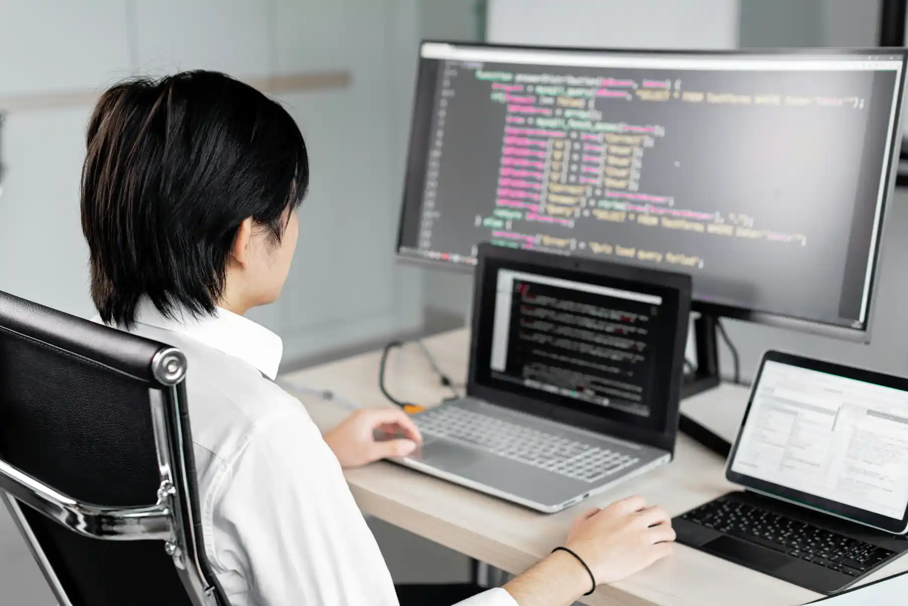Full-Stack Developer building manufacturing software and systems