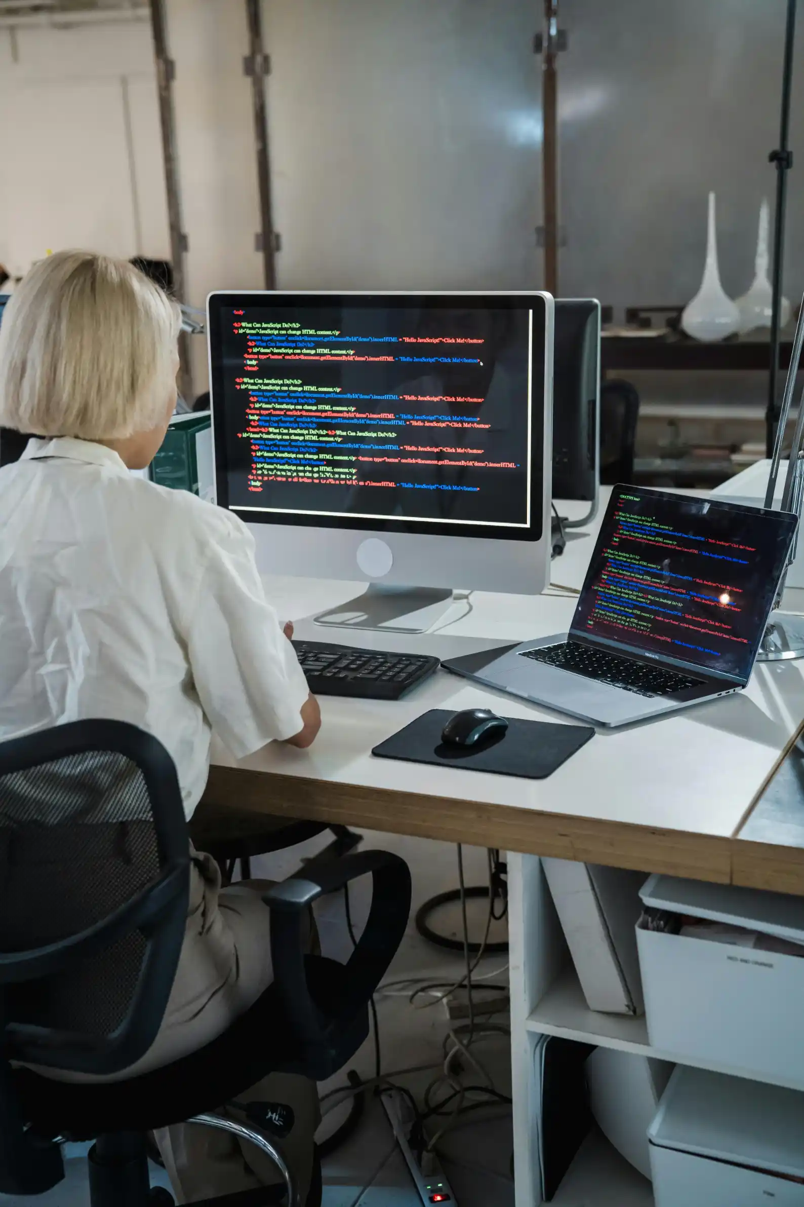 Back-End Developer managing systems for telecommunications operations