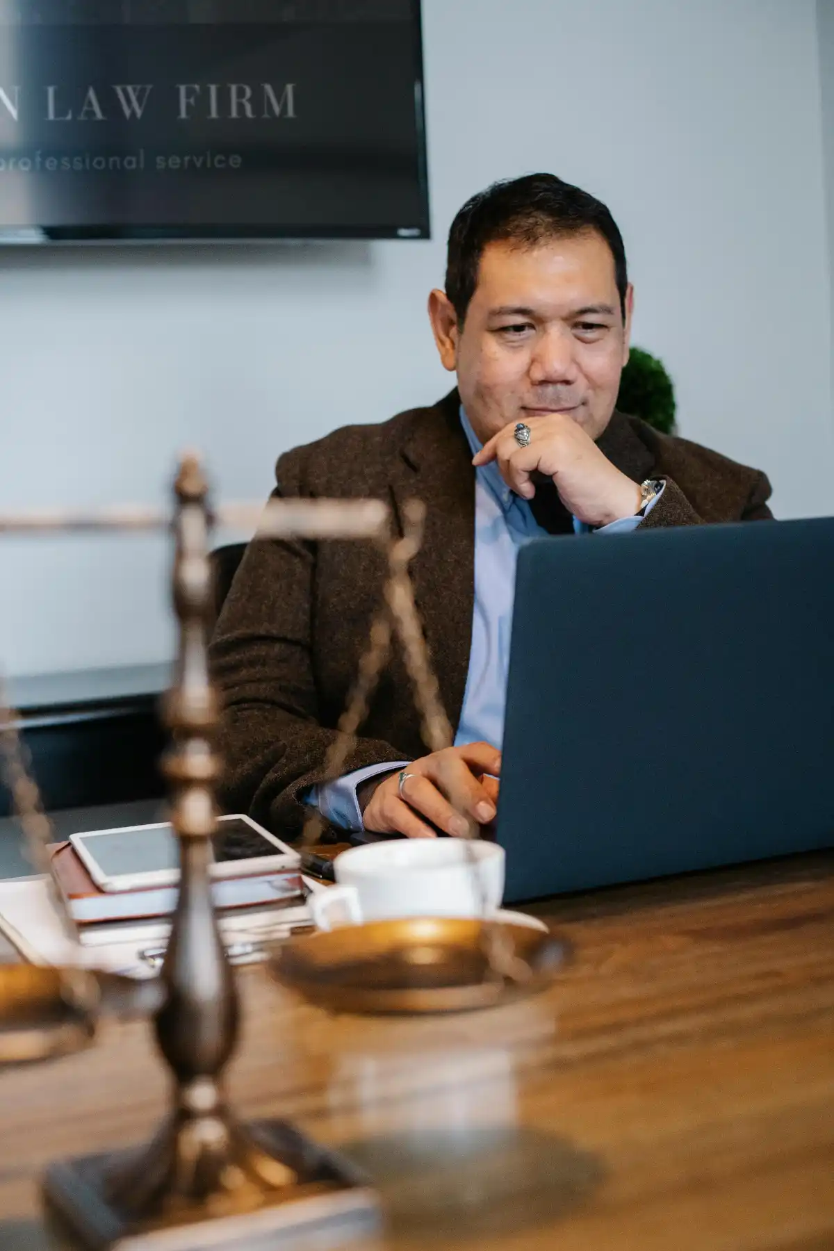 E-Commerce Manager overseeing legal digital intake workflows
